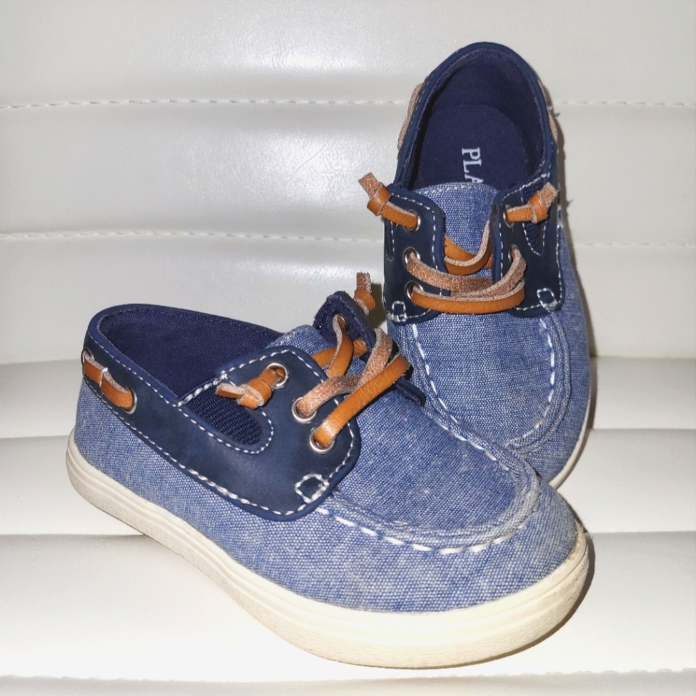 Kid's Shoes: Size 7, Children's Place
